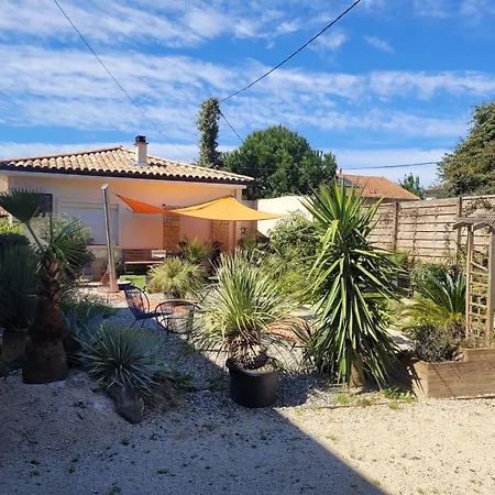 Holiday home Avec Jardin A 2 Pas Des Remparts D'avignon *
